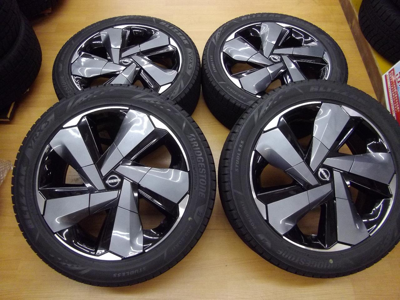 Nissan genuine Note Aura/E13 Genuine + BRIDGESTONE BLIZZAK VRX3