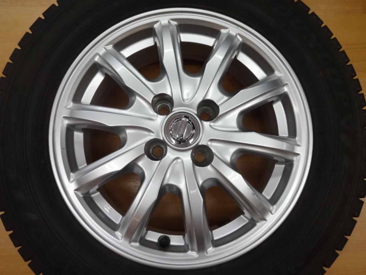 NISSAN E12 Note original + DUNLOP WINTERMAXX WM03