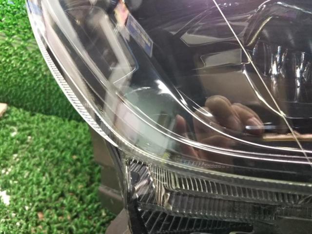 ホンダ純正 WR-V DG5 純正 LED ヘッドライト 左右セット