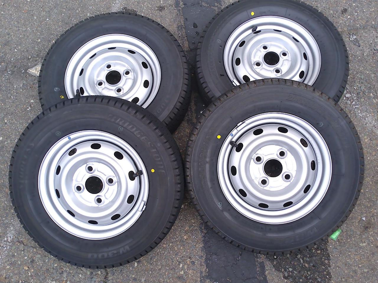 Genuine Daihatsu parts Hijet genuine steel + BRIDGESTONE W300