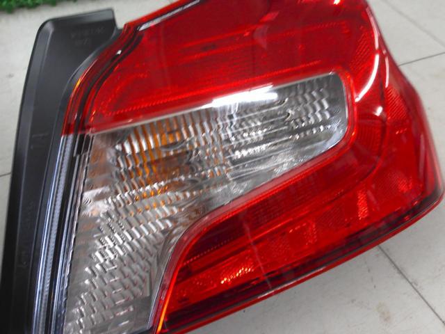 【スバル純正】WRX【VAB】純正テールレンズ