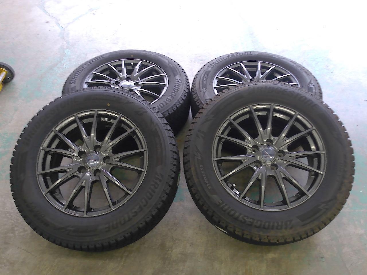 weds VELVA WONDER+BRIDGESTONEBLIZZAK DM-V3
