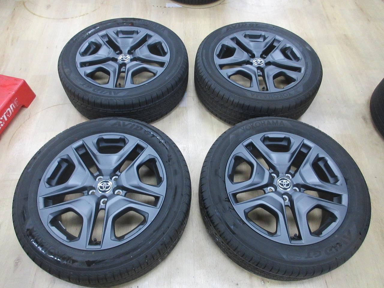 Toyota Genuine RAV4 Adventure Genuine wheels + YOKOHAMA AVID GT