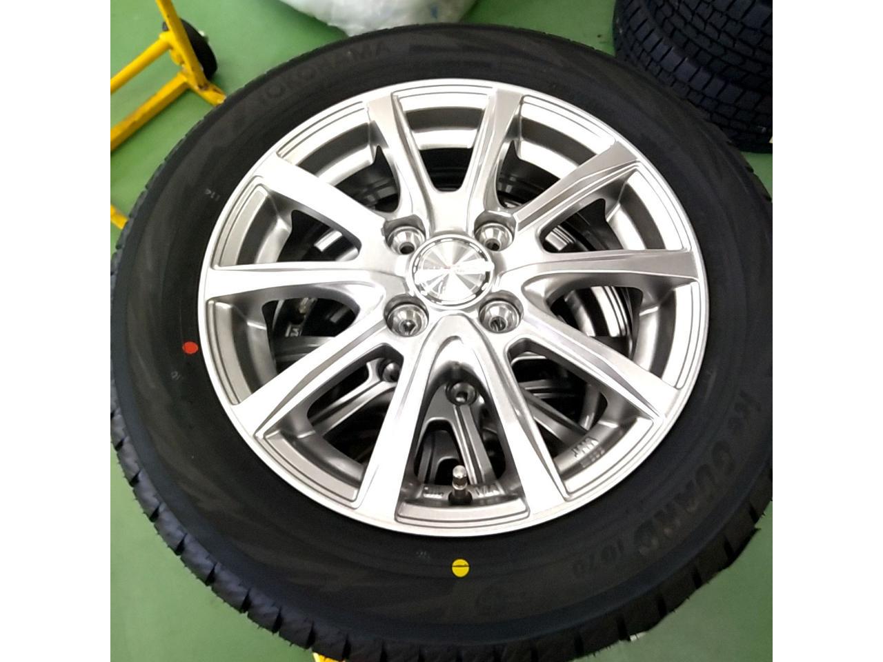 YOKOHAMA WEZEN GN + YOKOHAMA iceGUARD iG70