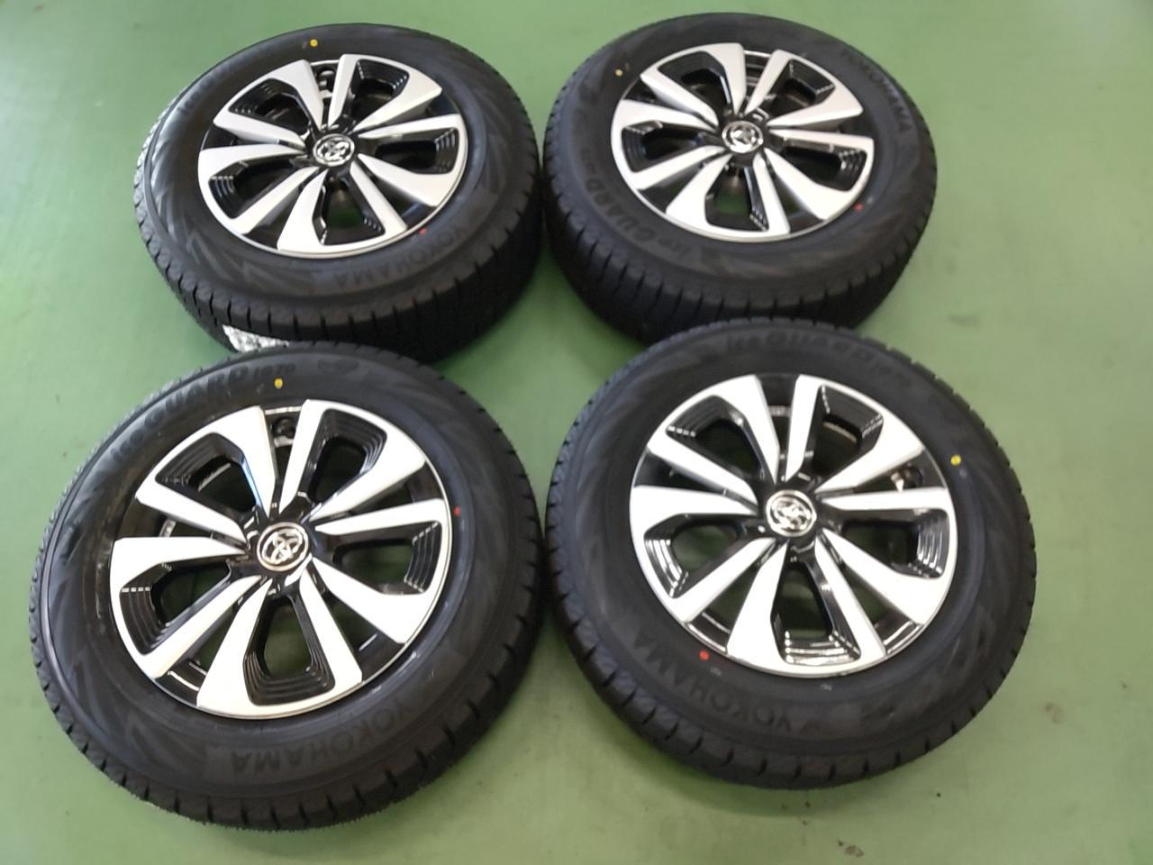 TOYOTA Prius PHV original wheel + YOKOHAMA iceGUARD iG70