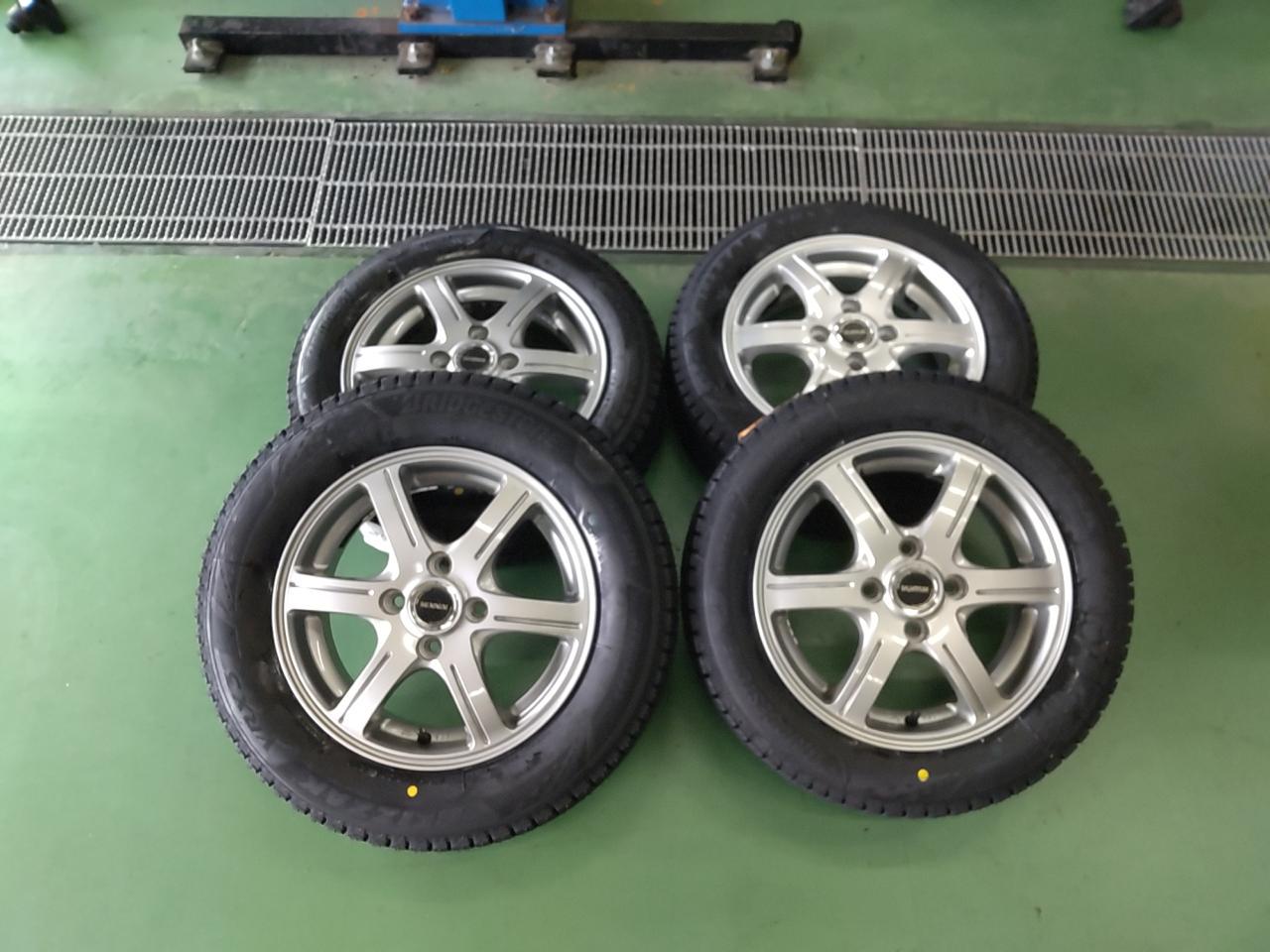 BRIDGESTONE BALMINUM GR6 + BRIDGESTONE BLIZZAK VRX3