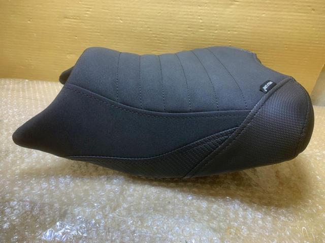 WOLF LINE フロント側シート