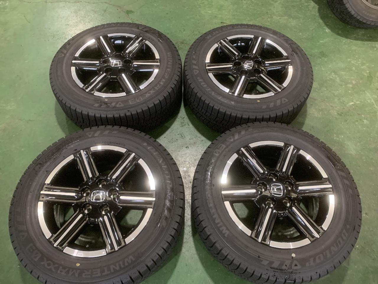 Honda RV type Vezel Original aluminum wheel + DUNLOP WINTERMAXX 03 WM03 215 / 60R16 Made in 2022 4 pieces set