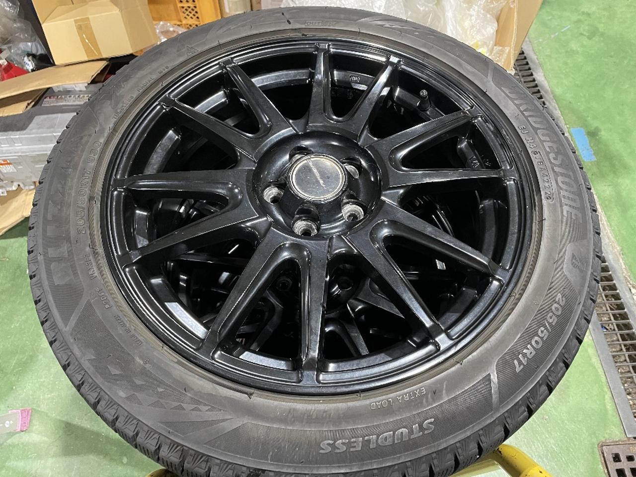 KOSEI AIRBERG black + BRIDGESTONE BLIZZAK VRX3 205 / 50R17 2022 model, 100-5H, plenty of tread! Suitable for Impreza, etc.