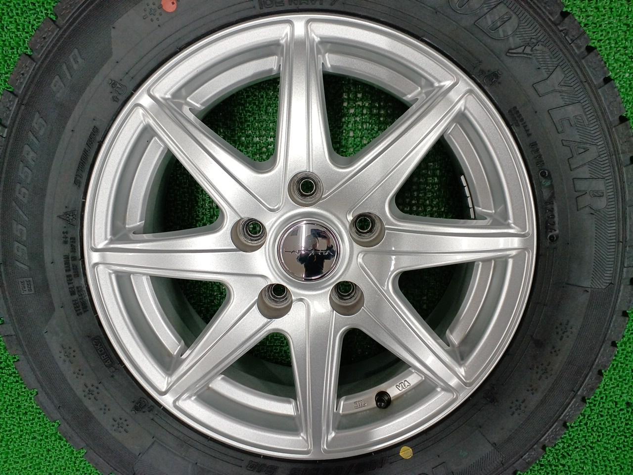BRIDGESTONE LAPORTA 01 + GOODYEAR ICE NAVI 7