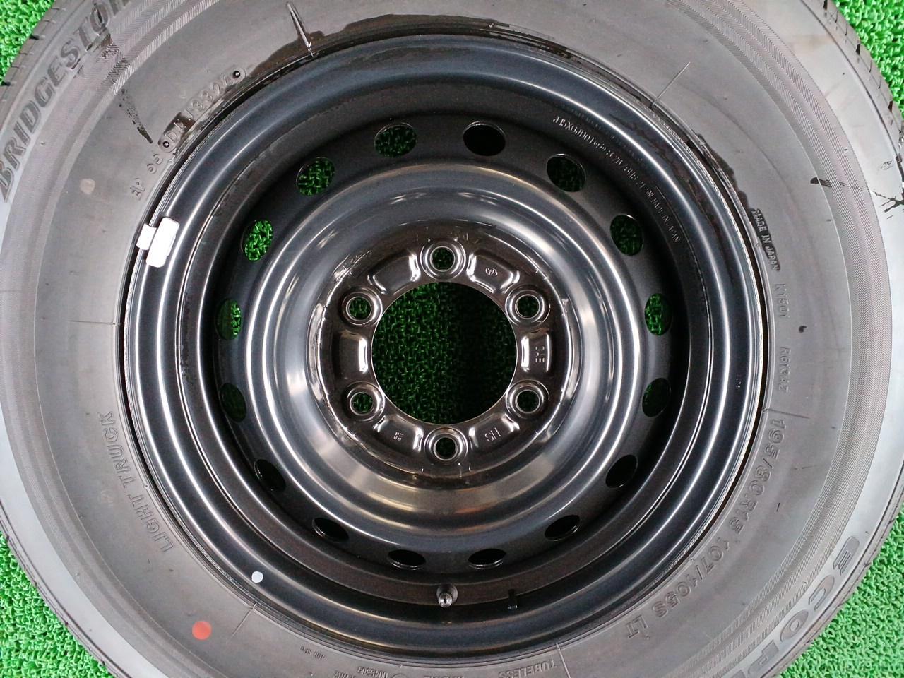 TOYOTA 200 series Hiace genuine steel wheel + BRIDGESTONE ECOPIa RD613