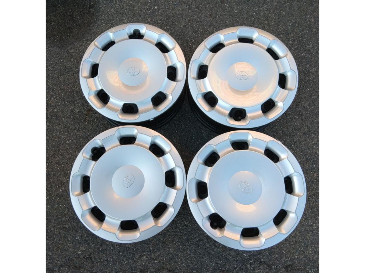 Toyota genuine parts Sienta steel wheels