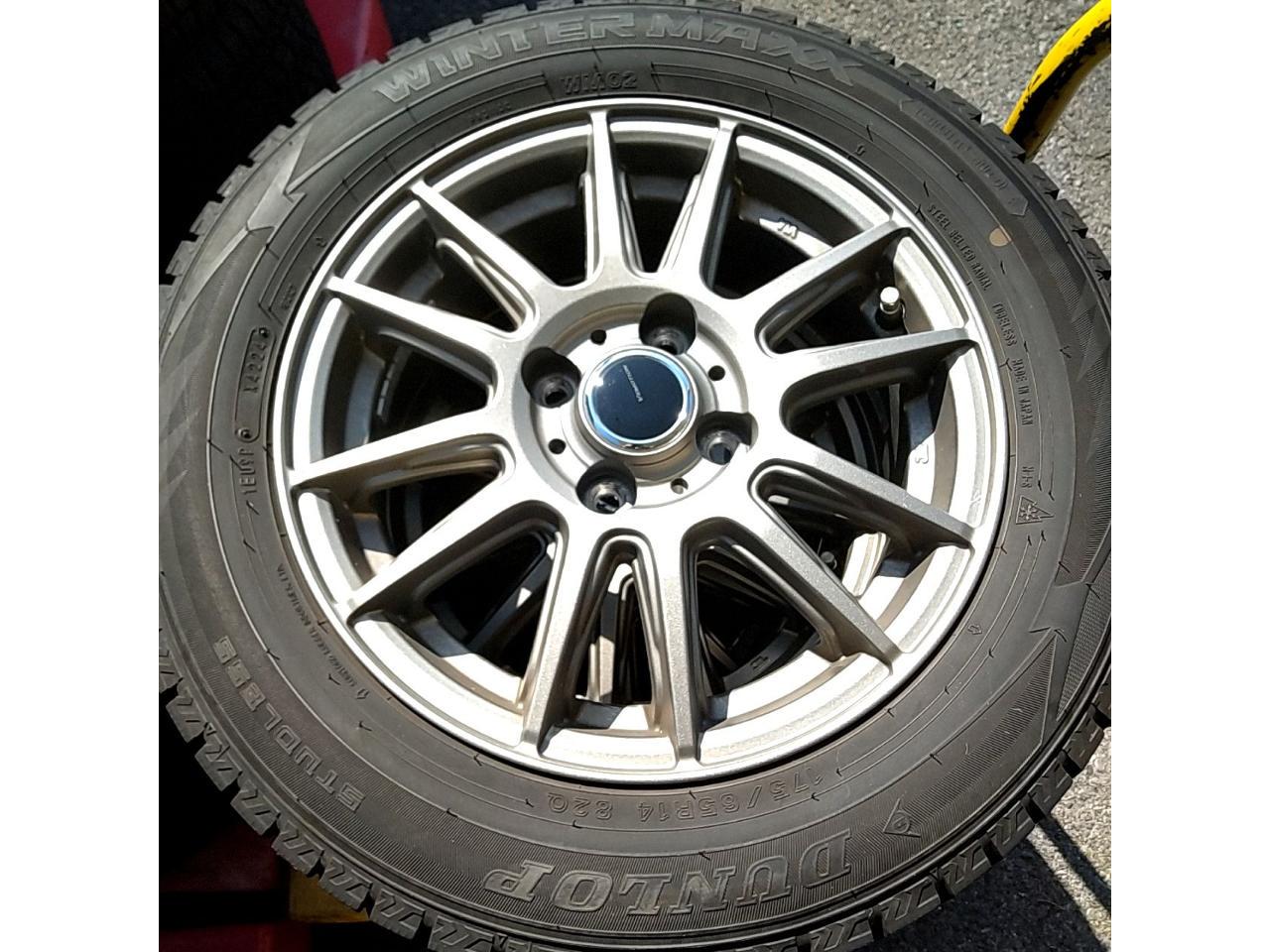 Others V EMOTION + DUNLOP WINTER MAXX WM02