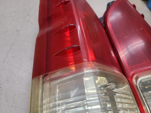 【トヨタ純正】200系ハイエースナローテールレンズ左右セット