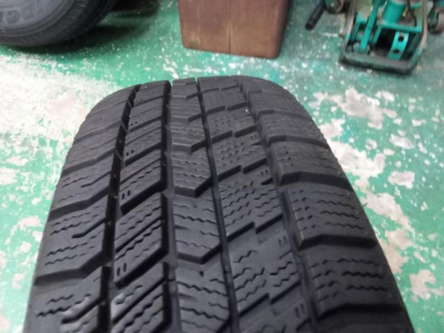 【HOT STUFF】Exceeder E01 + 【GOODYEAR】 ICENAVI8