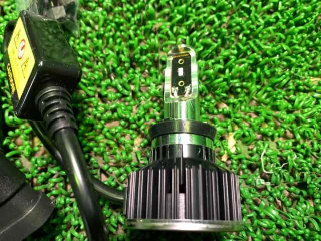 トヨタ純正 T’z LEDヘッドバルブ H9/11