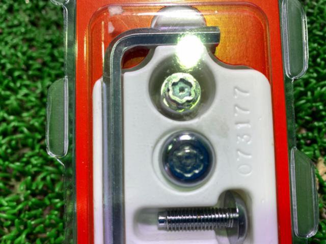 トヨタ純正 ナンバープレート用ロックボルト 未開封品