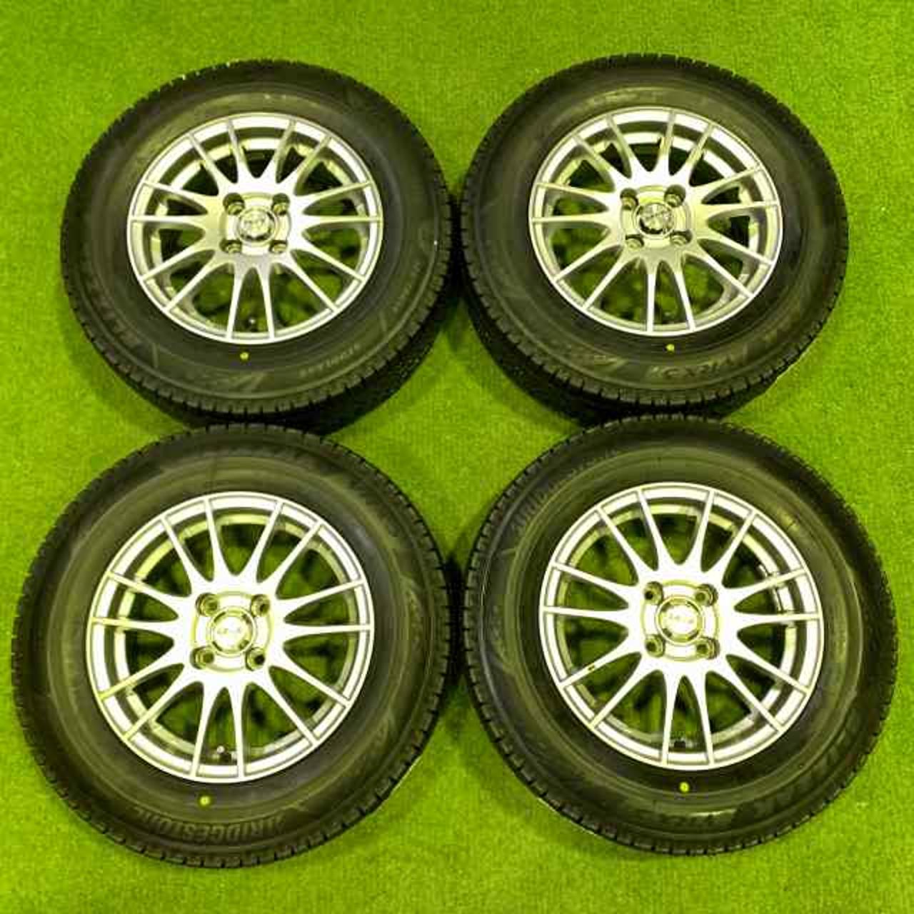 JAPAN SANYO ZACK JP-104 + BRIDGESTONE BLIZZAK VRX3 Made in 2025 Used wheels + unused label set