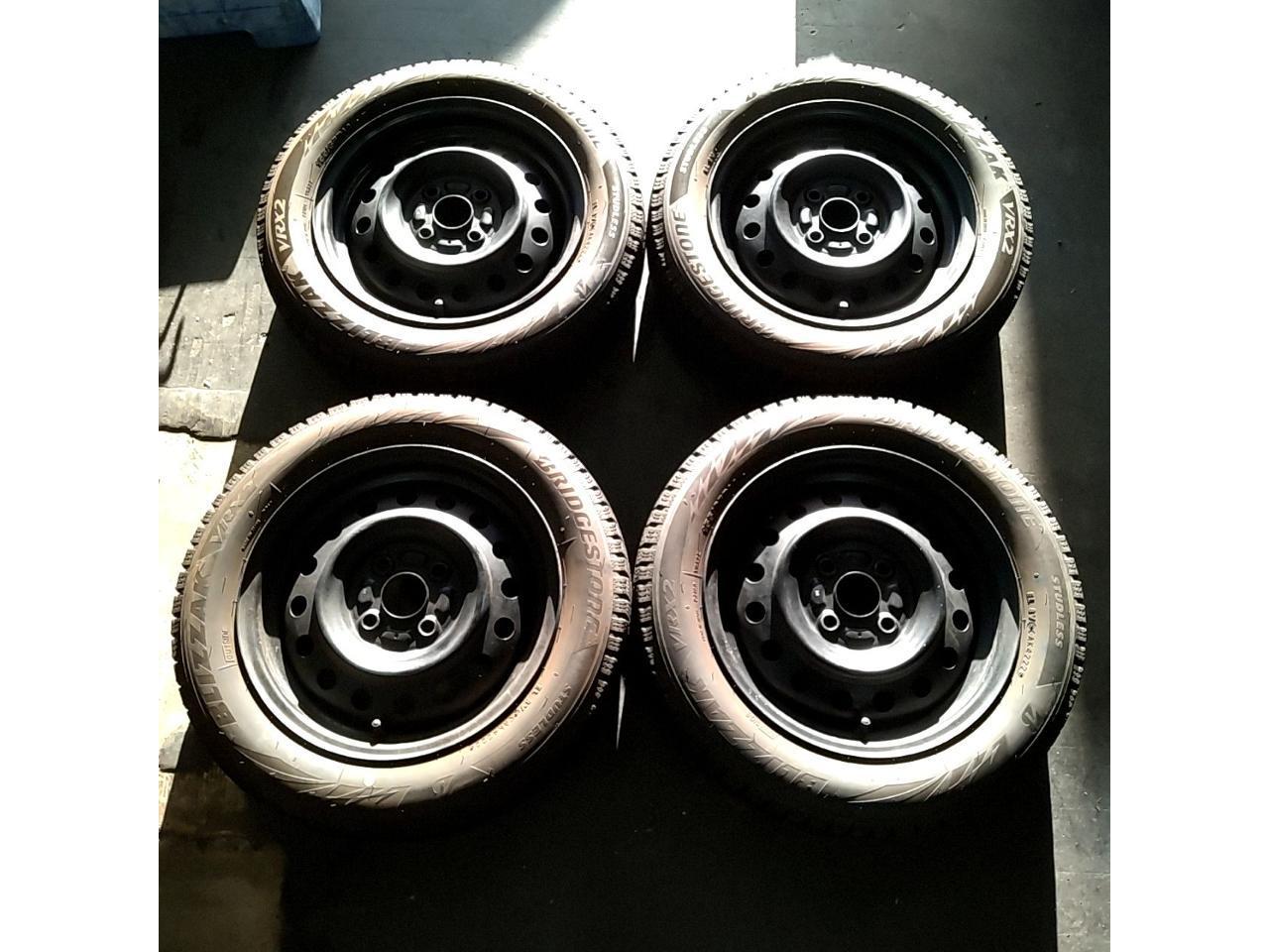 Suzuki genuine Steel wheel + BRIDGESTONE BLIZZAK VRX2