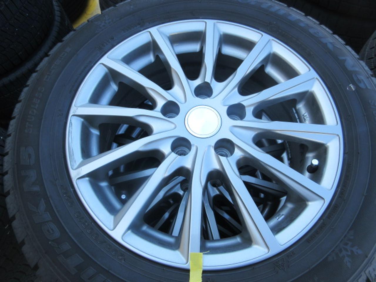 AUTOBACS SEVEN LEBEN + AUTOBACS SEVEN NorthTrek N5