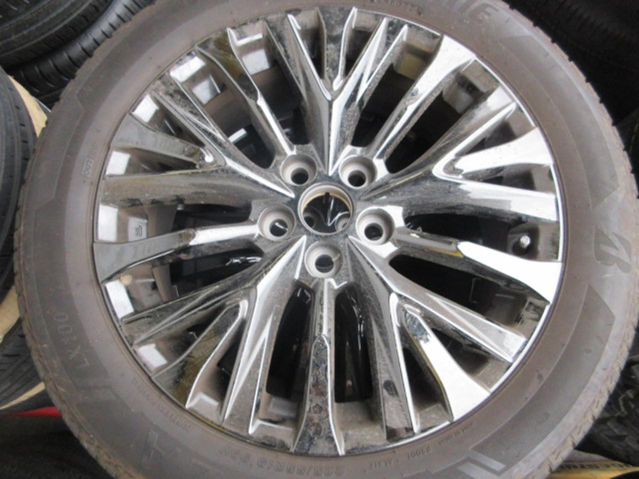 Toyota genuine Genuine 40 Alphard parts Wheel + BRIDGESTONE ALENZA LX100