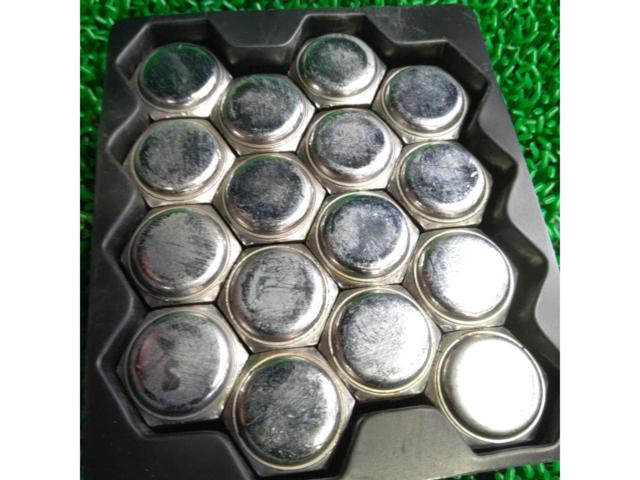Unknown Manufacturer
Outside nut
P1.5
Sixteen