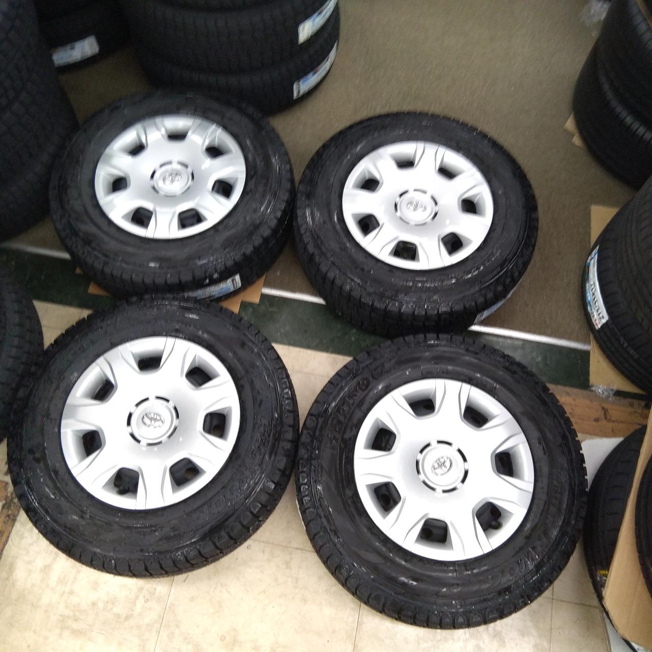 Great deal!! Genuine Toyota parts 200 series Hiace steel wheel + HANKOOK / KINGSTAR Winter RW06