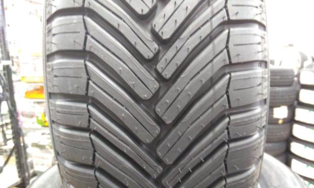 Unused MICHELIN tires
CROSSCLIMATE +