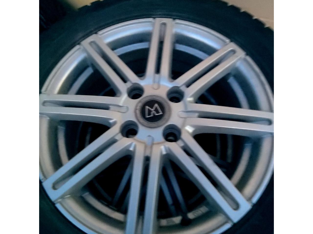 MANARAY SPORT Twin-spoke wheel