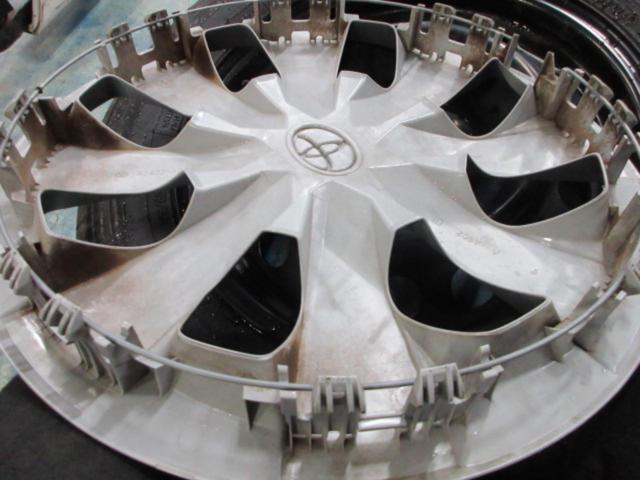 Toyota Genuine Corolla Touring
Genuine steel wheel
+
TOYONANOENERGY
J64
185 / 65R15