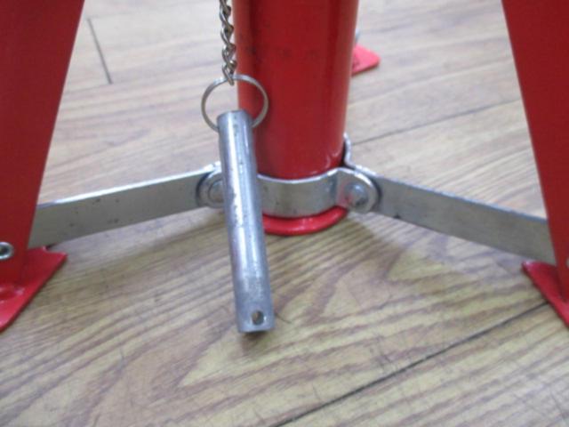 Unknown Manufacturer
Folding rigid rack
3 t