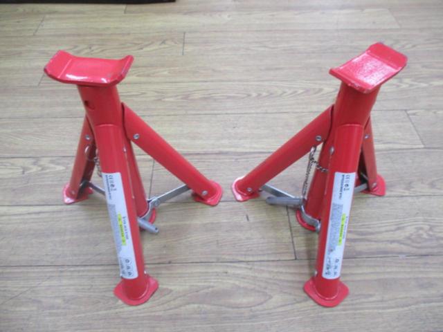 Unknown Manufacturer
Folding rigid rack
3 t