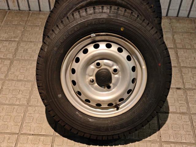 Daihatsu mini truck
For light vans!
2014 model, excellent tread depth! Genuine Daihatsu steel wheels.
+
GOODYEARCARGO
PRO