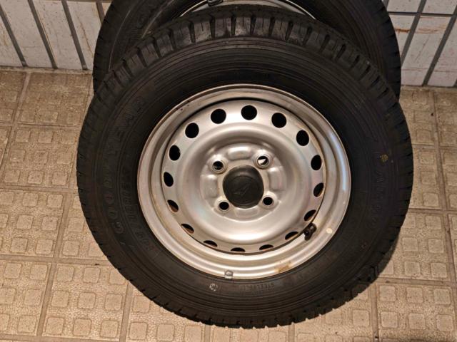 Daihatsu mini truck
For light vans!
2014 model, excellent tread depth! Genuine Daihatsu steel wheels.
+
GOODYEARCARGO
PRO
