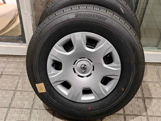 Toyota genuine Hiace genuine steel wheels
+
BRIDGESTONE ECOPIA
RD163