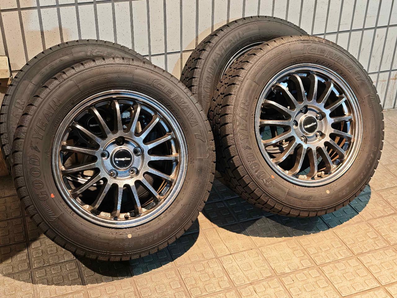 2025 model winter tires with plenty of tread left! For C28 Serena and Yaris Cross! TREASURE ONEHUMANLINE + GOODYEARICENAVI 7