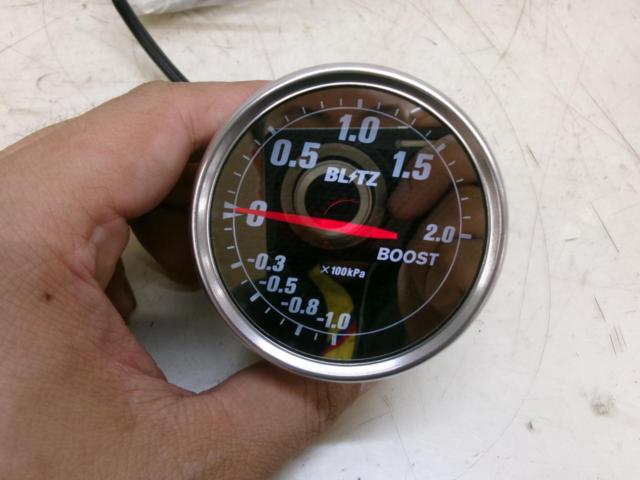 BLITZ
Mirror drive meter
MD
Mechanical boost gauge
60mm