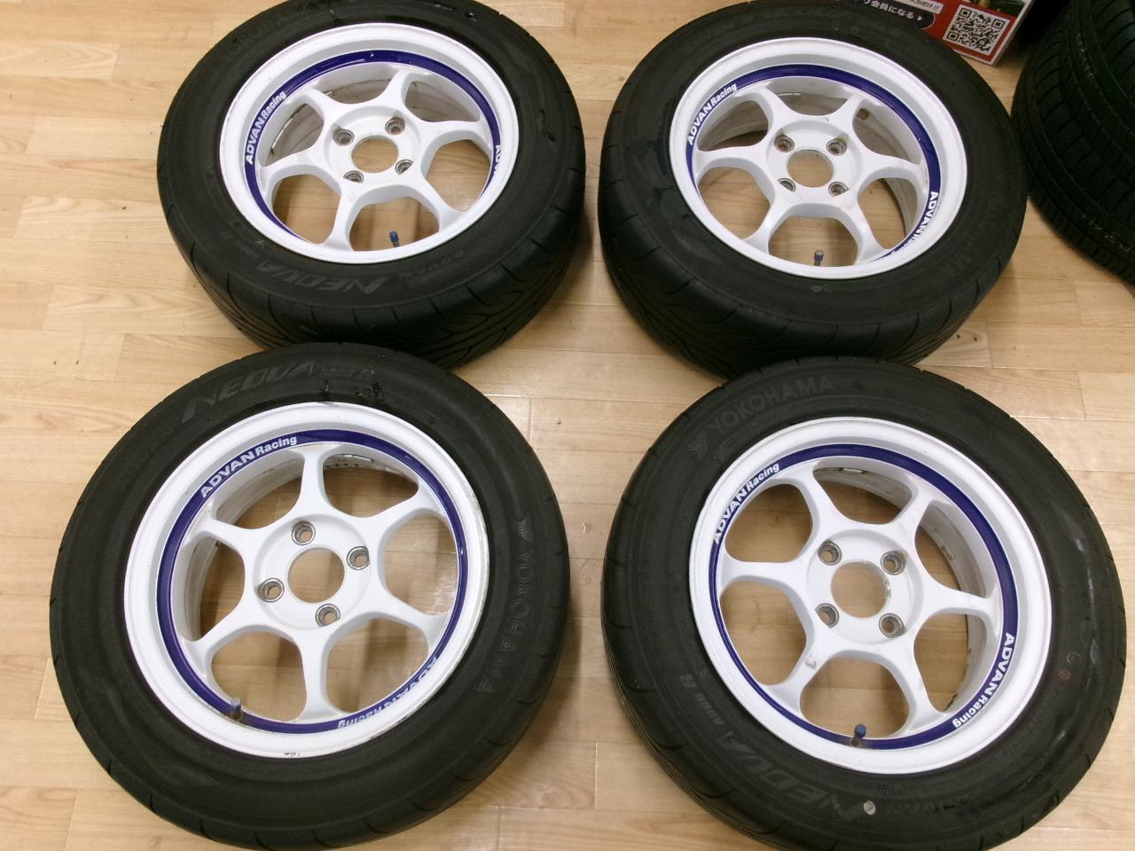 YOKOHAMA ADVAN Racing RG + YOKOHAMA ADVAN Neova AD08R 185 / 60R14