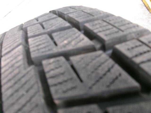 BIG
WAY (big way)
TRG
SS10
+
YOKOHAMA (Yokohama)
iceGUARD
iG60
175 / 65R15