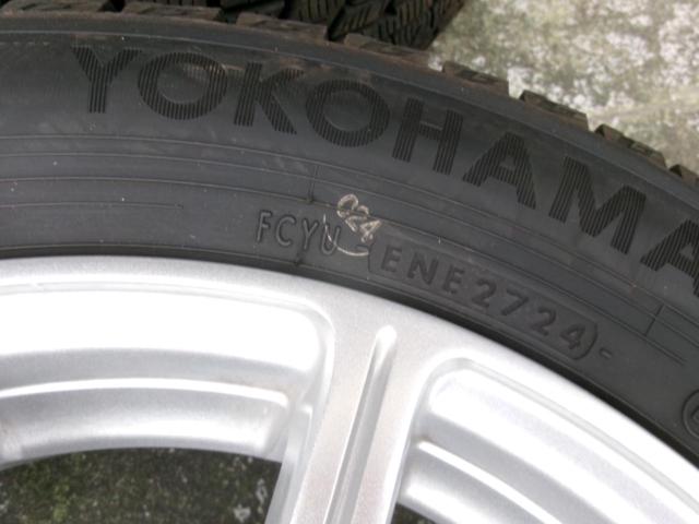 BIG
WAY (big way)
TRG
SS10
+
YOKOHAMA (Yokohama)
iceGUARD
iG60
175 / 65R15