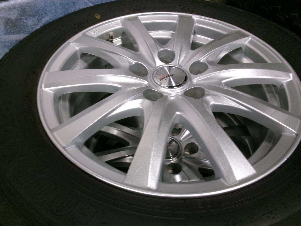 weds RAVRION RS01 + GOODYEAR ICE NAVI 7 205 / 60R16 Four