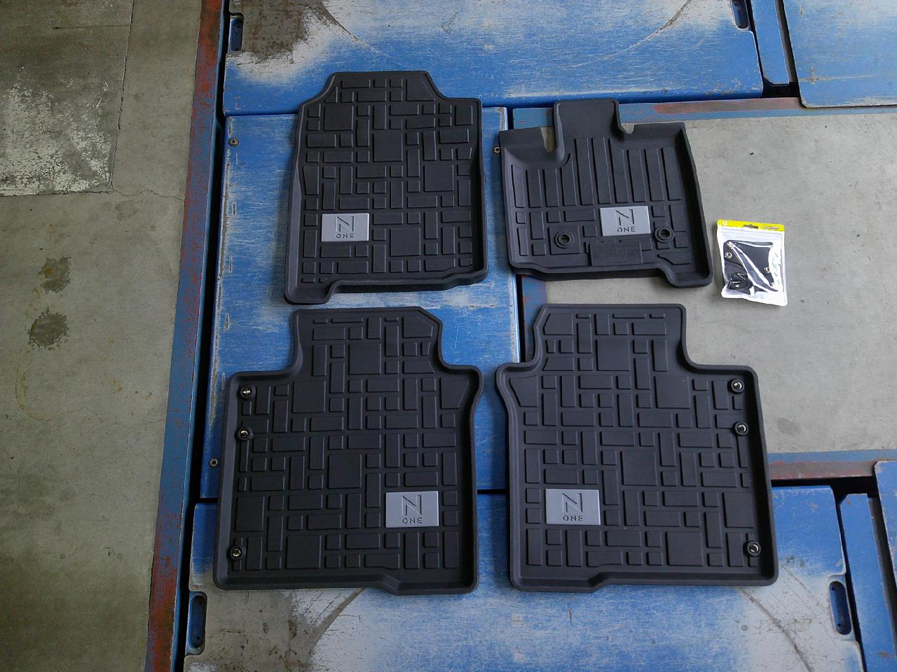 Unused item

HONDA (Honda)
Genuine option
All-season floor mats
JG4/JG3
N-ONE
For CVT vehicles only