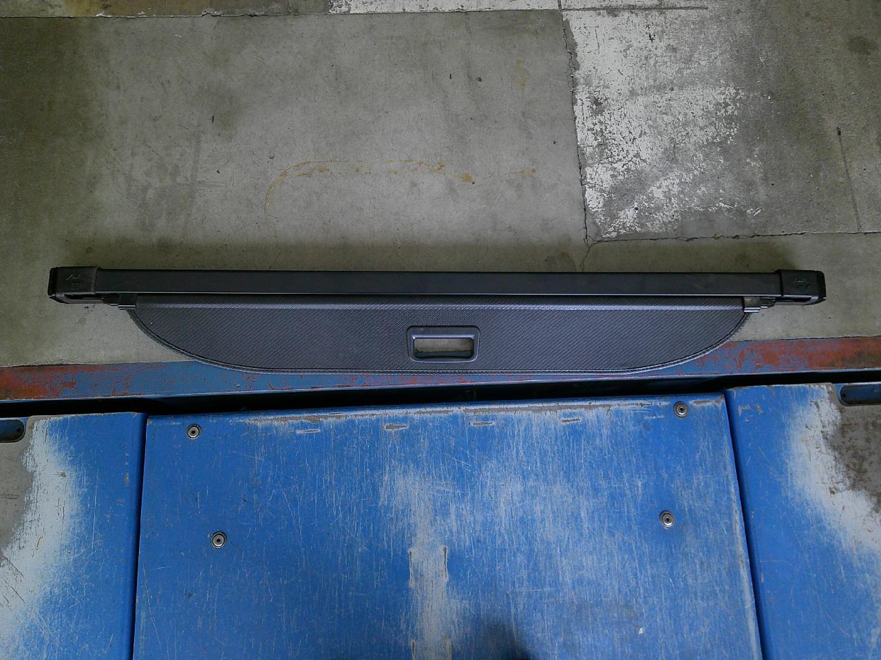 TOYOTA (Toyota)
80-series
Harrier
Genuine
Tonneau cover