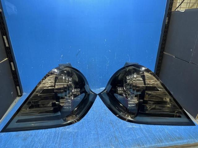 Admiration
LED Smoke Altezza Lights lens
[Odyssey / RB1 / RB2]