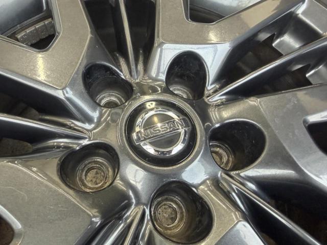 Nissan genuine
T32 X-TRAIL
Black Extremer
Original wheel + YOKOHAMA
GEOLANDER
CV
G058
225 / 65R17
102H