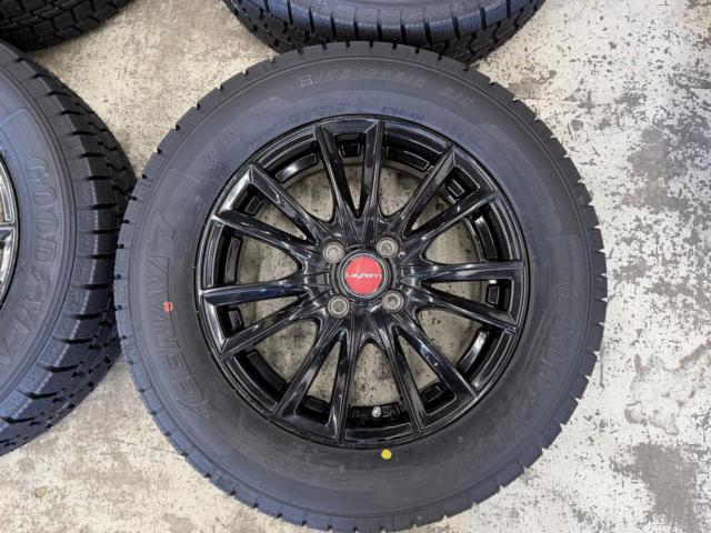 Set with new tires

BIG
WAY
LEYBAHN
WGS
+
GOODYEAR
ICENAVI
7
195 / 65R15
91Q
