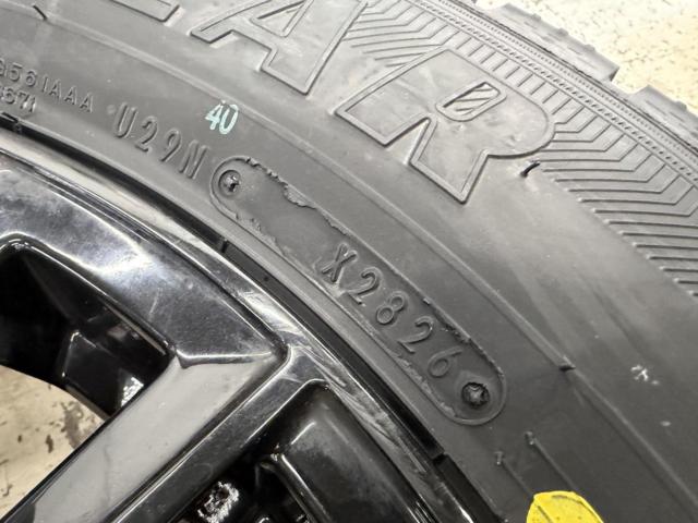 Set with new tires

BIG
WAY
LEYBAHN
WGS
+
GOODYEAR
ICENAVI
7
195 / 65R15
91Q