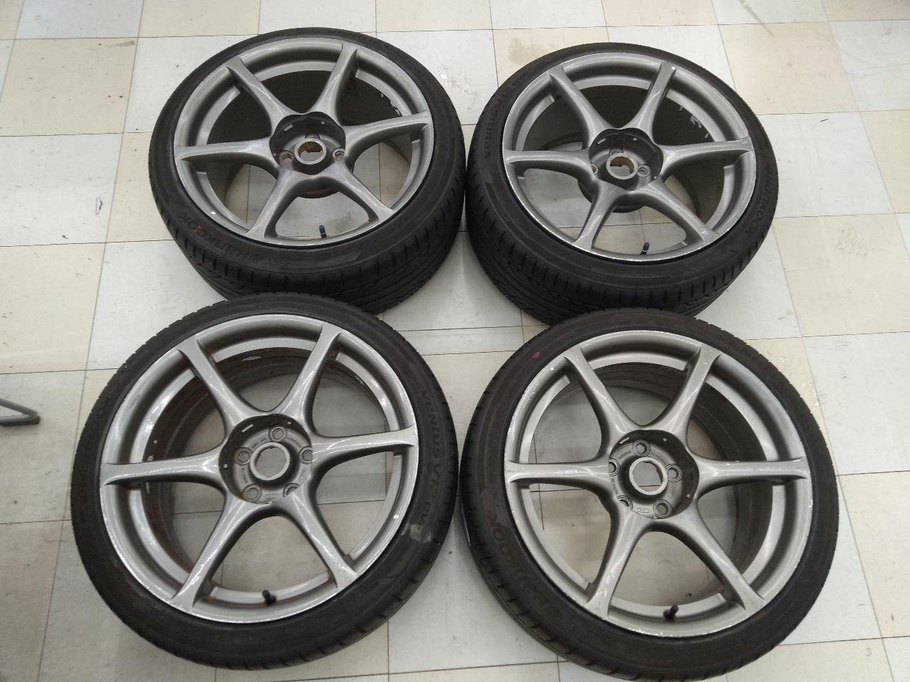NISSAN BNR34 Skyline GT-R original wheel + HANKOOK Ventus V12 evo2