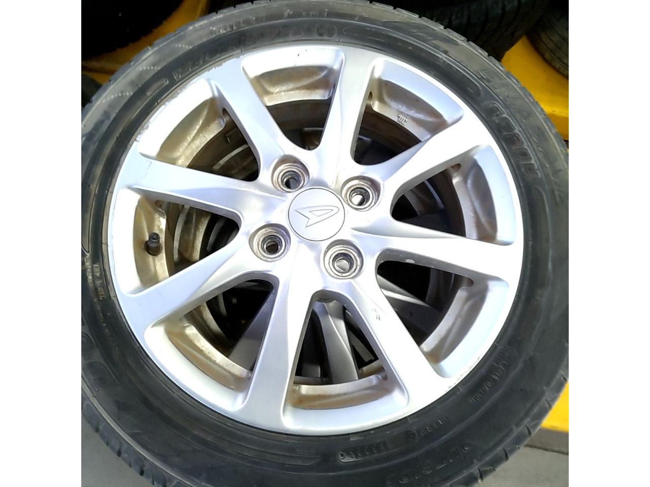 Genuine Daihatsu Tanto wheels + DUNLOP ENASAVE EC 204