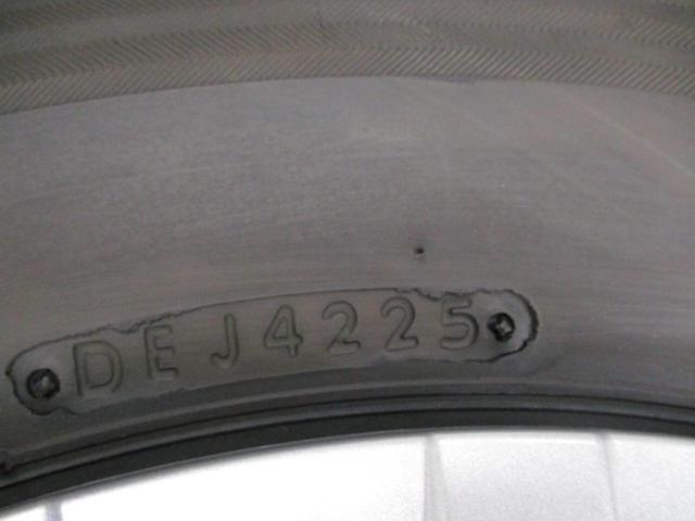 Toyota genuine
200 Hiace late genuine steel wheel + BRIDGESTONE
ECOPIa
RD613